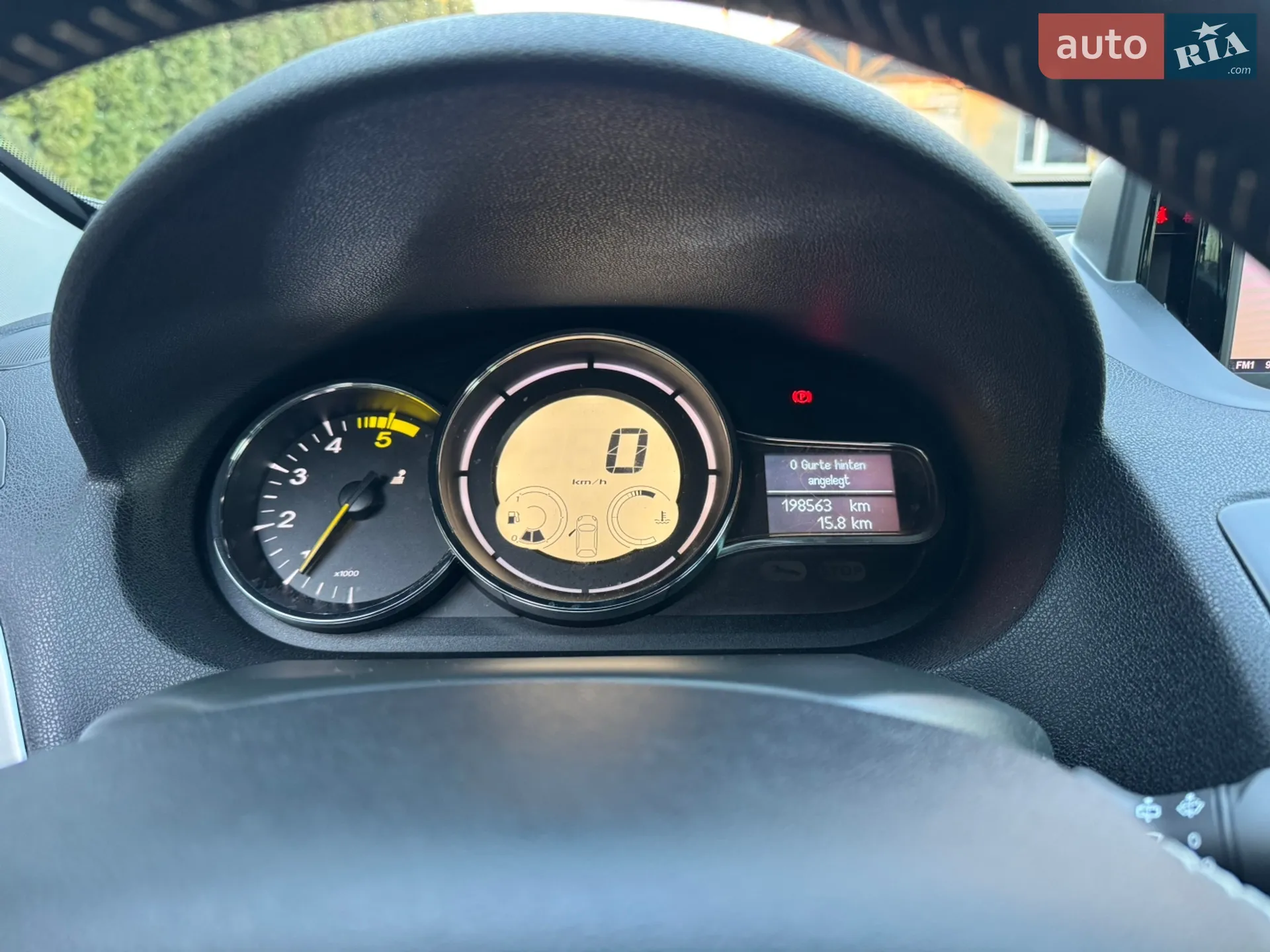 2012 Renault Megane - мініатюра 30