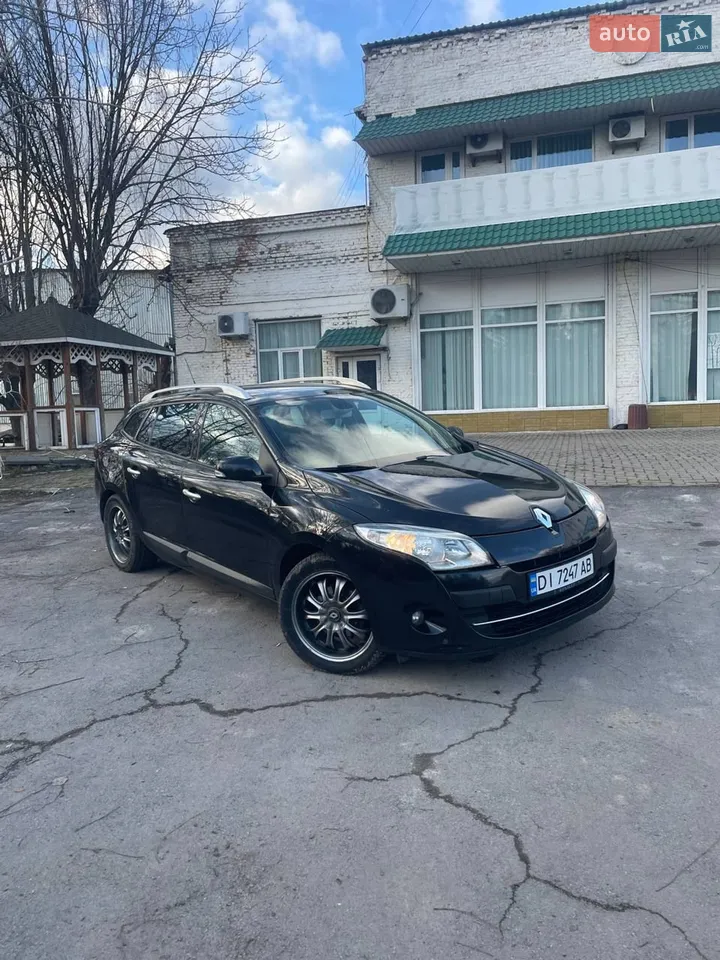2010 Renault Megane - мініатюра 10