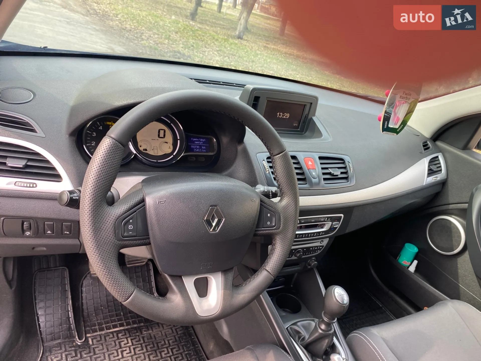 2010 Renault Megane - мініатюра 21