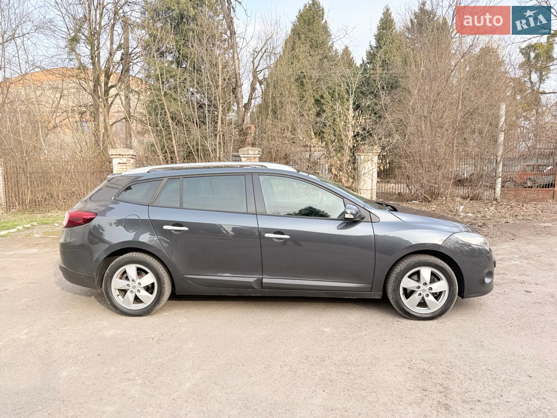 2010 Renault Megane - мініатюра 72