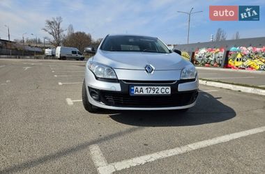 Хэтчбек Renault Megane 2013 в Киеве