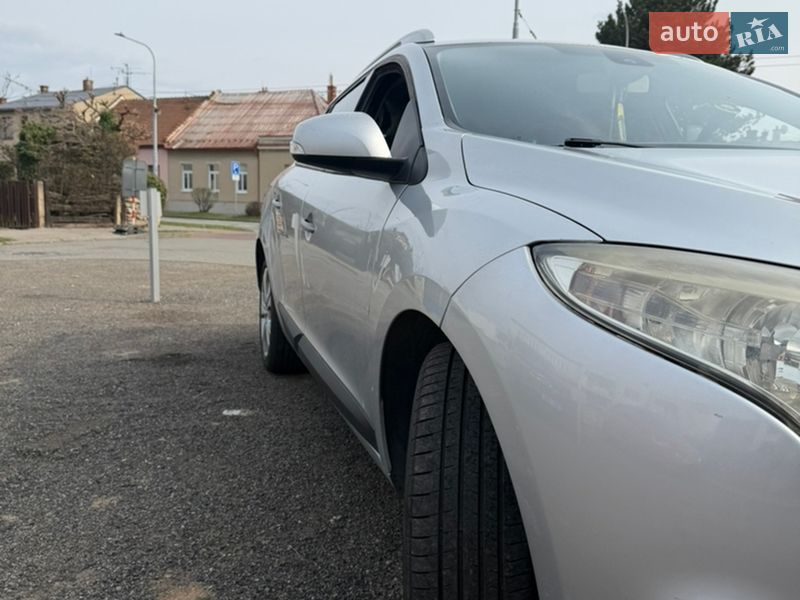 Універсал Renault Megane 2011 в Золочеві