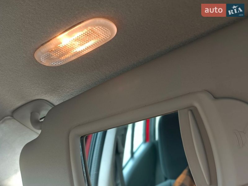 Хэтчбек Renault Megane 2004 в Киеве фото 44 Хэтчбек Renault Megane 2004 в Киеве