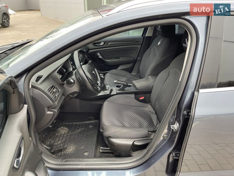 Универсал Renault Megane 2017 в Полтаве фото 24 Универсал Renault Megane 2017 в Полтаве