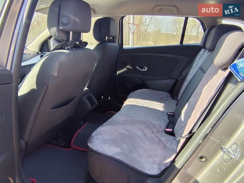 Универсал Renault Megane 2010 в Нетешине фото 3 Универсал Renault Megane 2010 в Нетешине