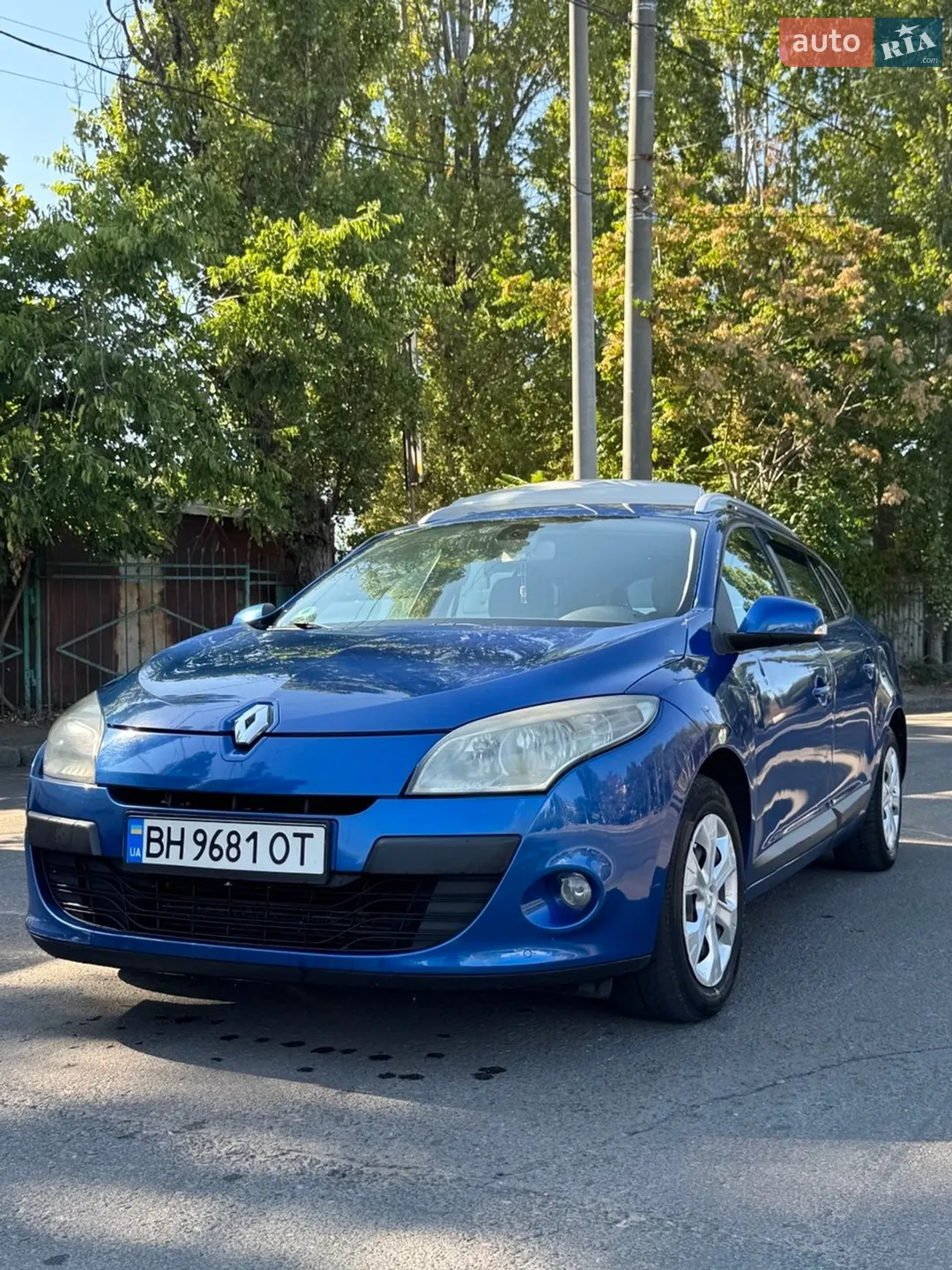 2010 Renault Megane - мініатюра 3