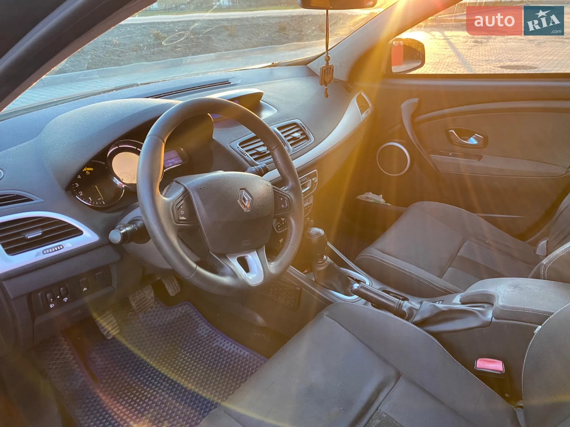 2011 Renault Megane - мініатюра 14