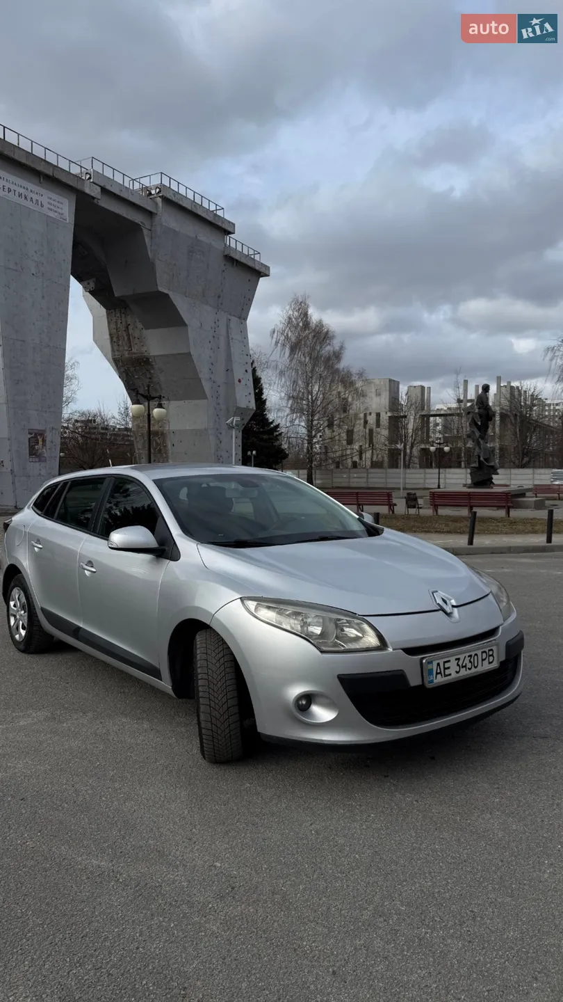 2010 Renault Megane - мініатюра 7