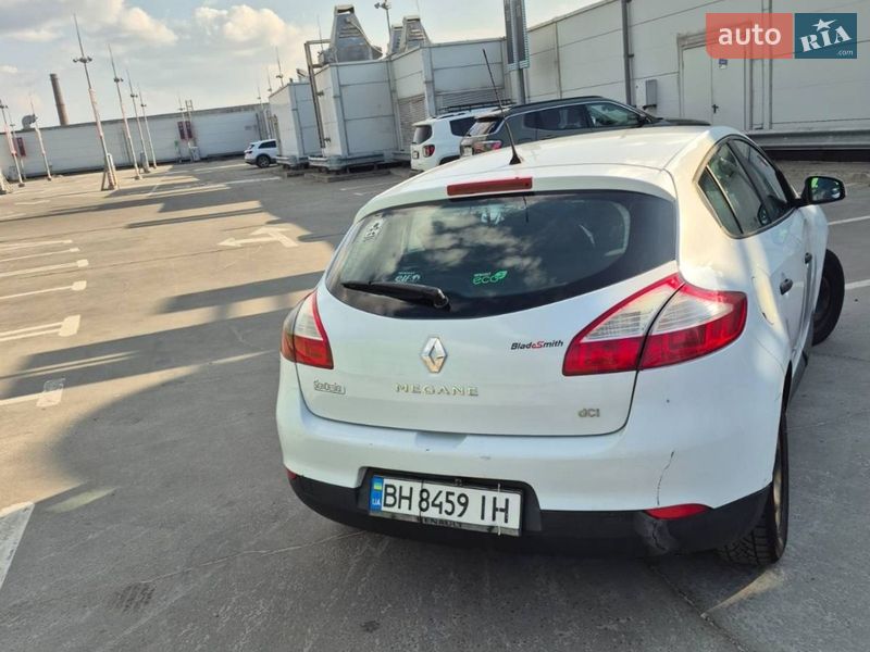 Хэтчбек Renault Megane 2011 в Киеве фото 40 Хэтчбек Renault Megane 2011 в Киеве