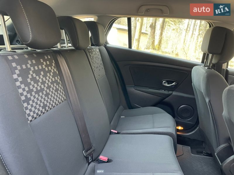 Универсал Renault Megane 2012 в Дрогобыче фото 67 Универсал Renault Megane 2012 в Дрогобыче