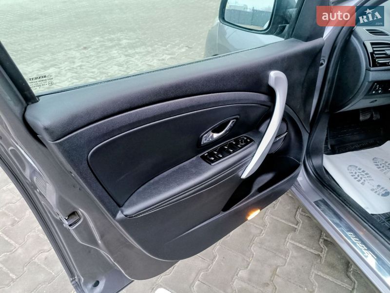 Хэтчбек Renault Megane 2012 в Дубно фото 14 Хэтчбек Renault Megane 2012 в Дубно