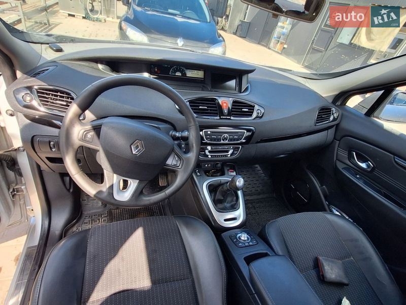 Универсал Renault Megane 2013 в Красилове фото 20 Универсал Renault Megane 2013 в Красилове