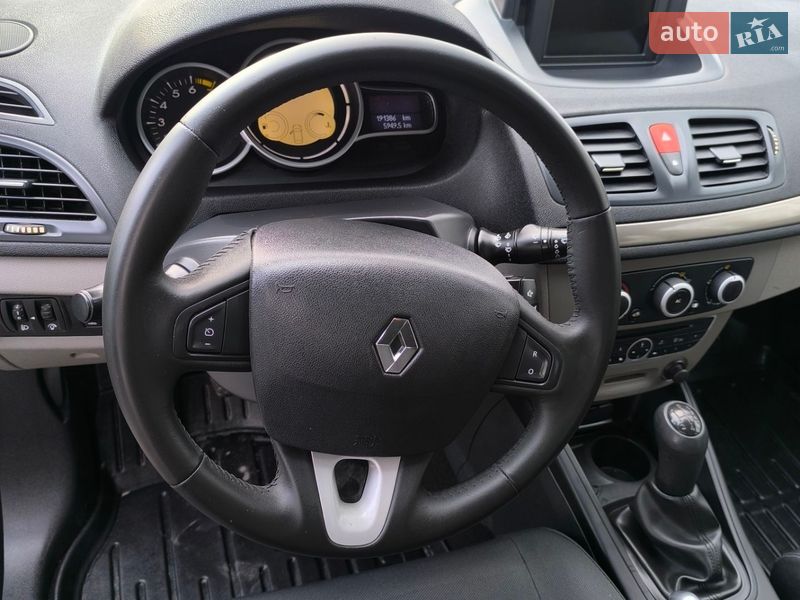 Хэтчбек Renault Megane 2011 в Теплике