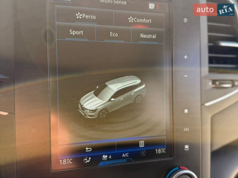 Универсал Renault Megane 2019 в Броварах фото 61 Универсал Renault Megane 2019 в Броварах