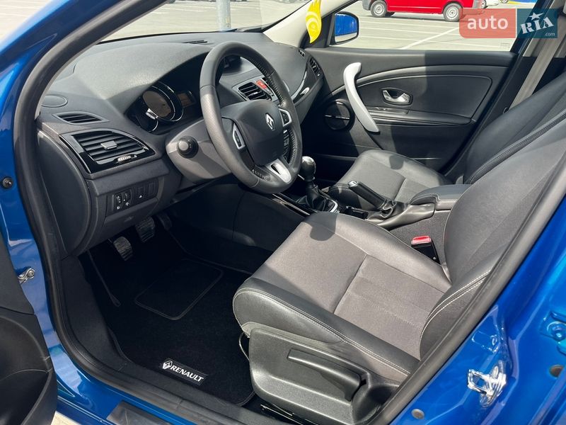 Универсал Renault Megane 2012 в Умани фото 46 Универсал Renault Megane 2012 в Умани