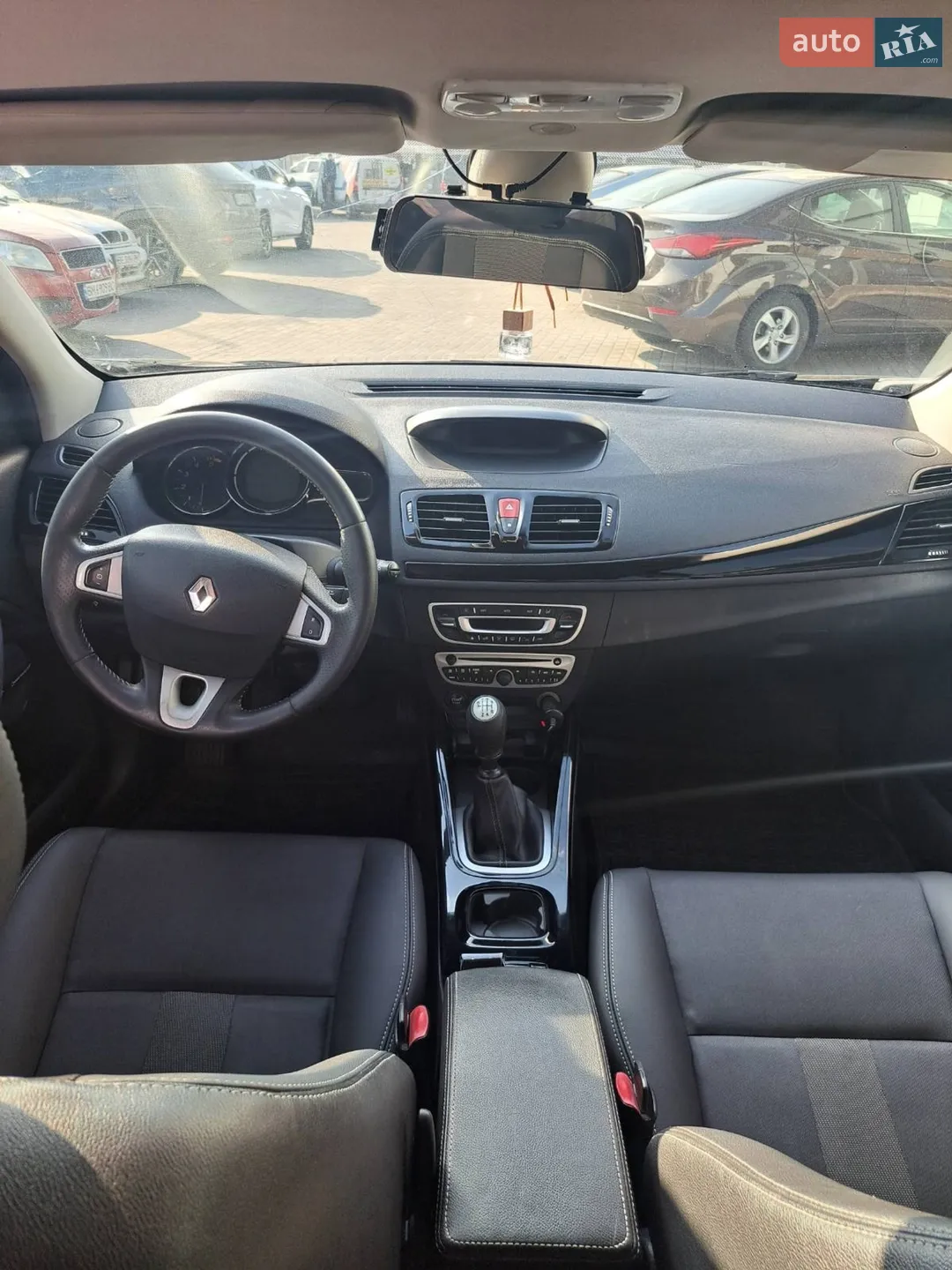 2011 Renault Megane - мініатюра 20
