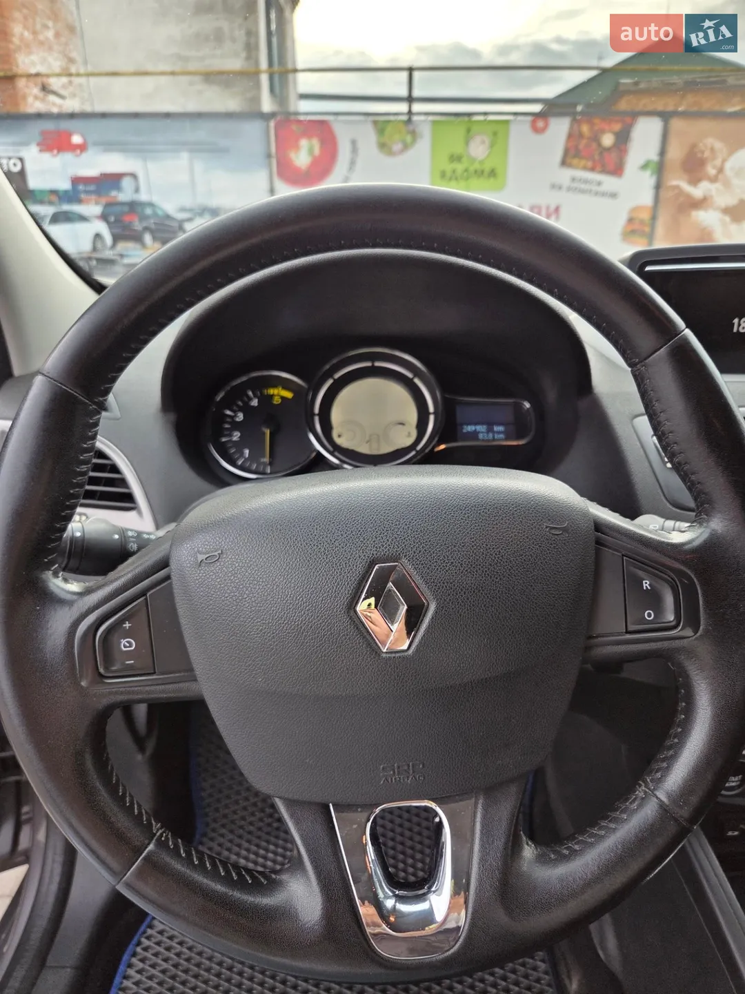 2014 Renault Megane - мініатюра 14