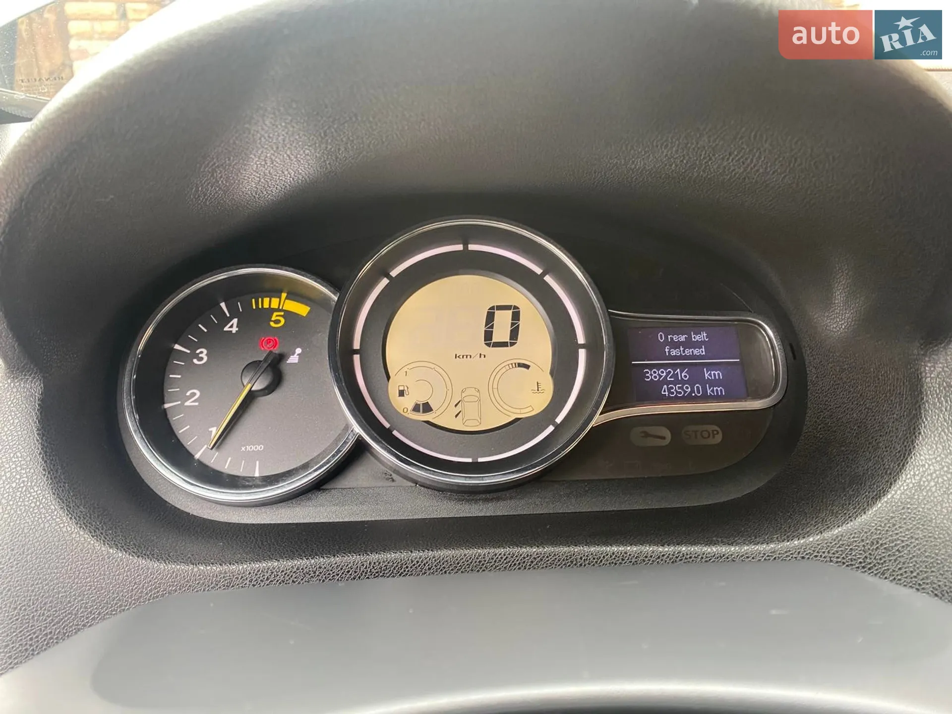2010 Renault Megane - мініатюра 9