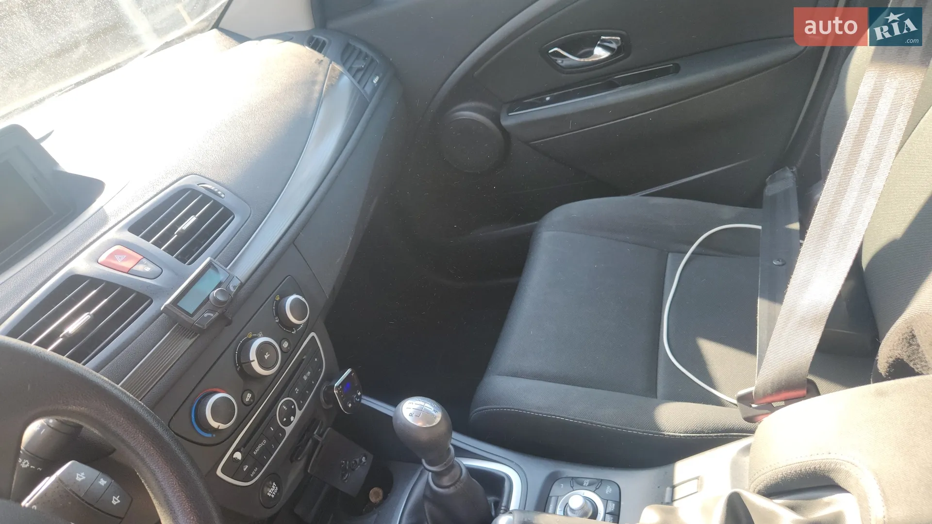 2012 Renault Megane - мініатюра 21