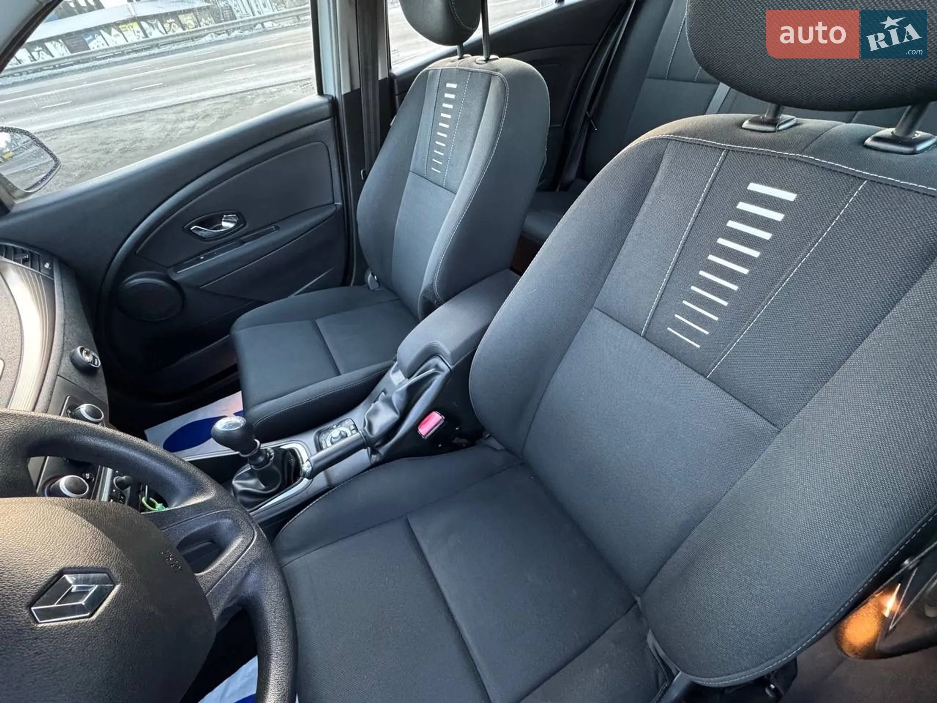 2012 Renault Megane - мініатюра 8