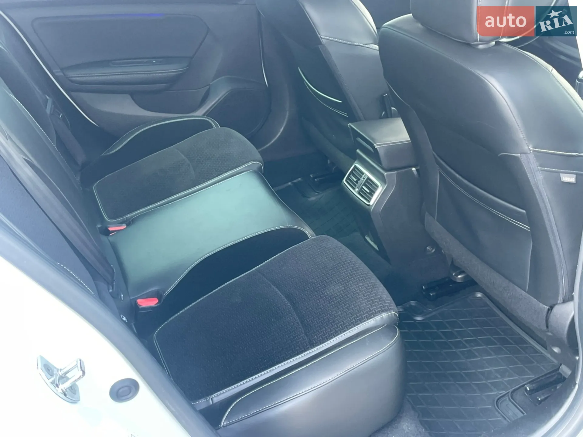 2016 Renault Megane - мініатюра 28