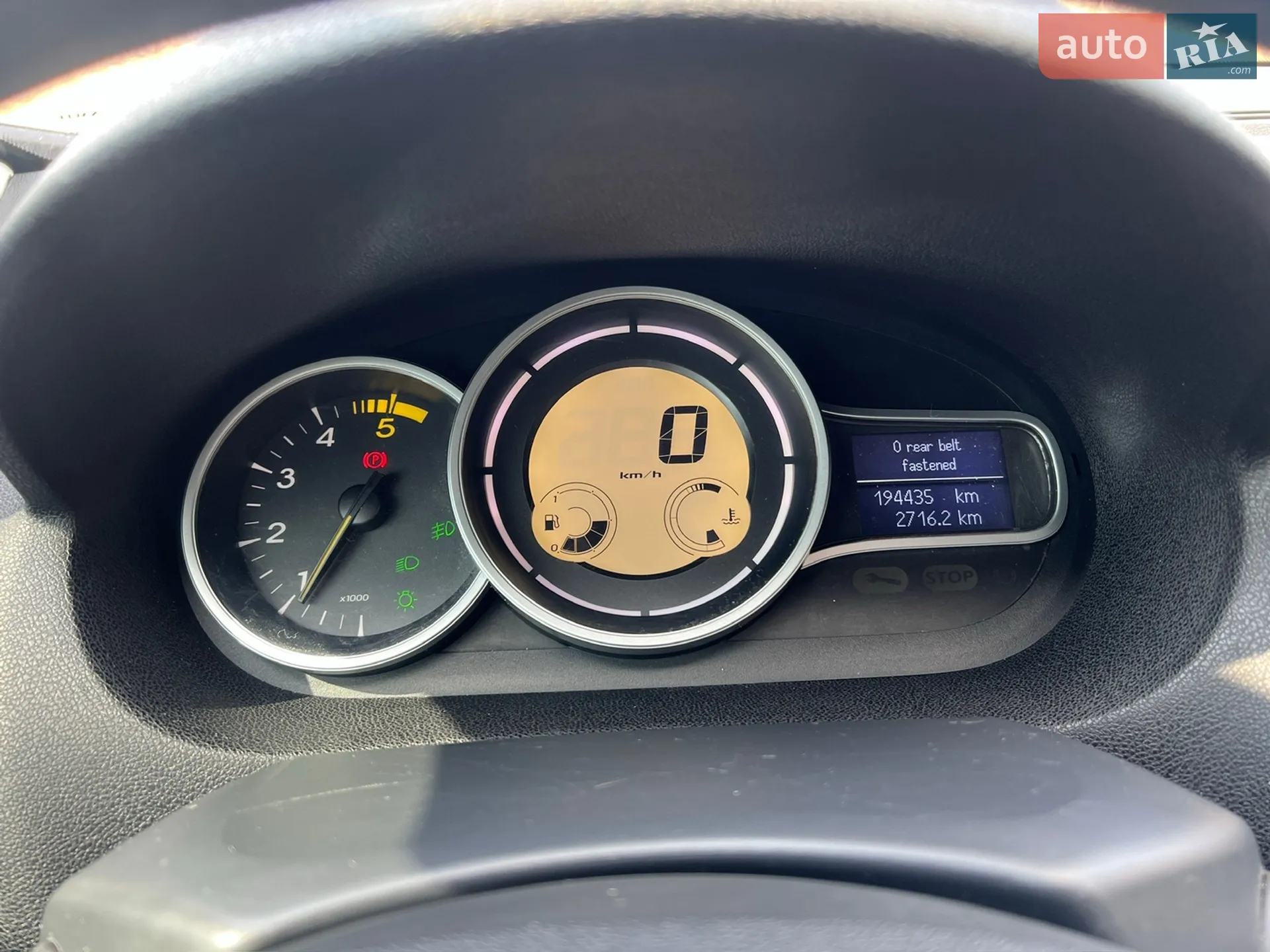 2010 Renault Megane - мініатюра 17