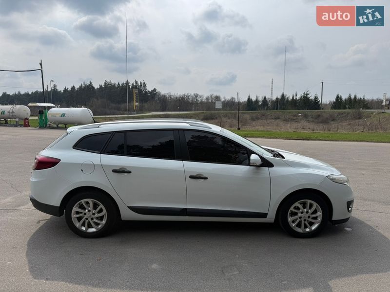 Универсал Renault Megane 2012 в Полтаве фото 5 Универсал Renault Megane 2012 в Полтаве