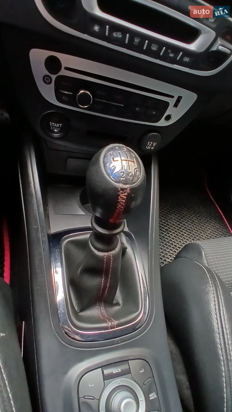 2013 Renault Megane - мініатюра 33