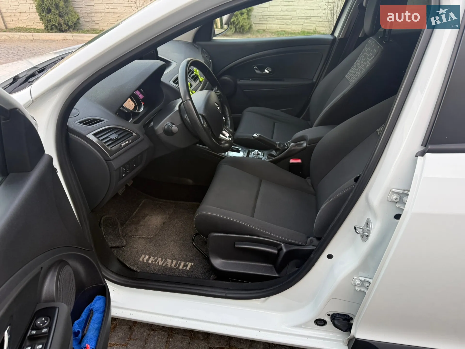 2013 Renault Megane - мініатюра 18