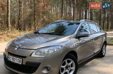 Универсал Renault Megane 2010 в Новояворовске