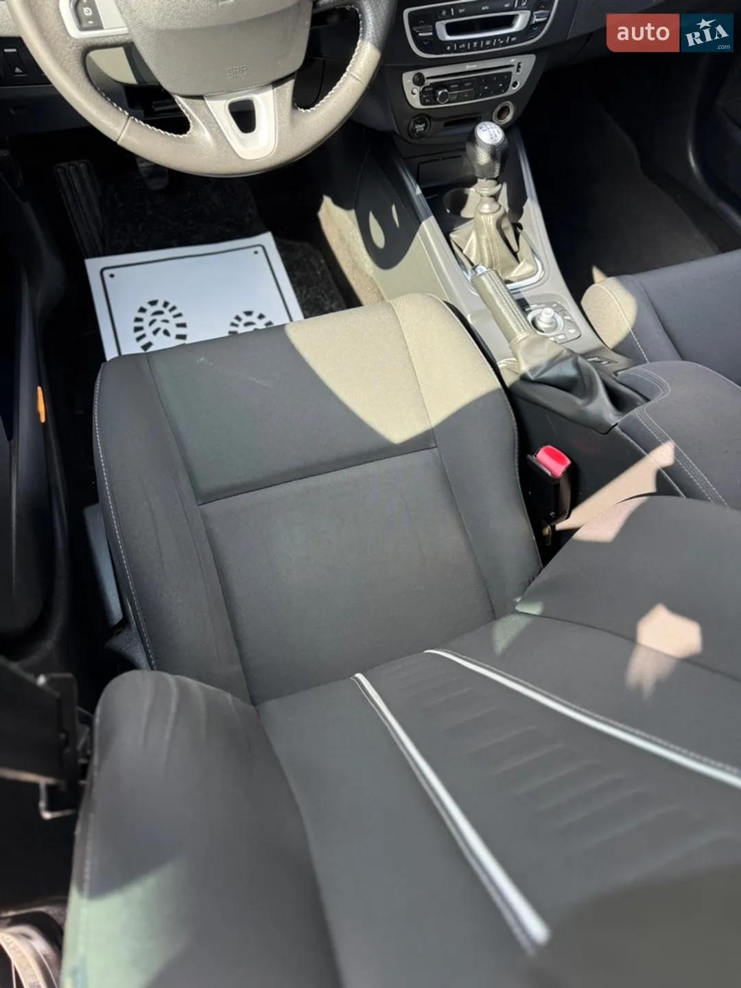 2012 Renault Megane - мініатюра 126