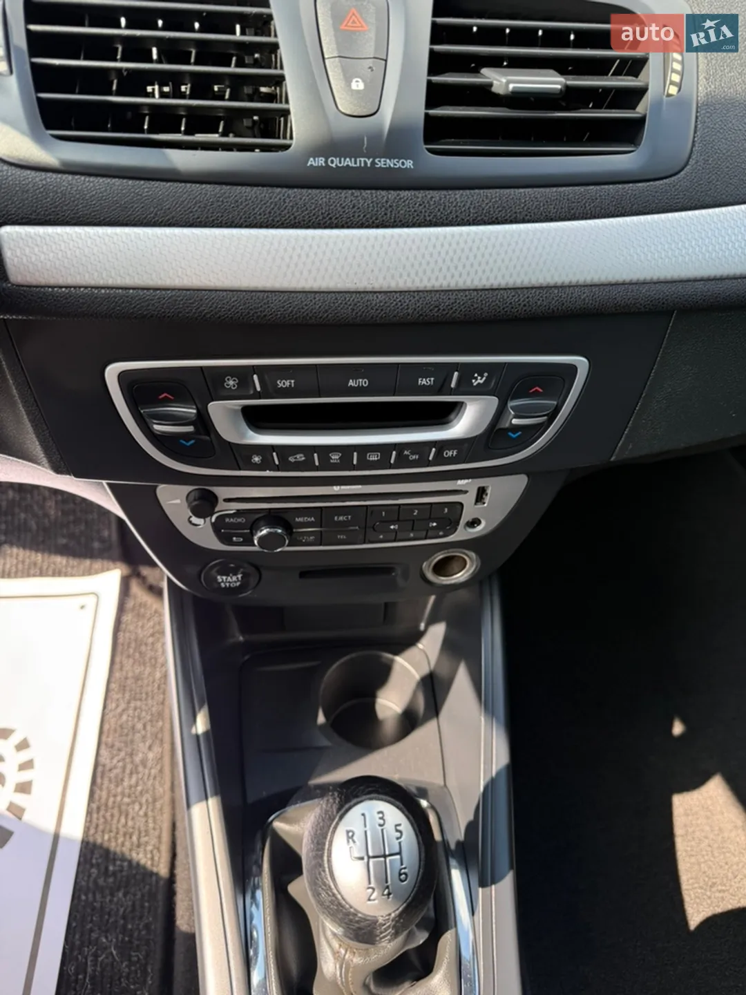 2012 Renault Megane - мініатюра 137