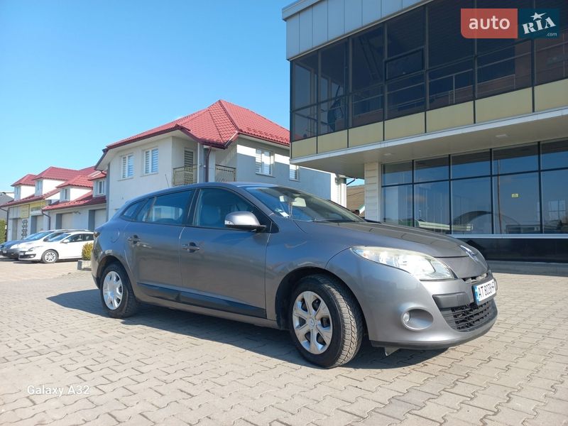 Универсал Renault Megane 2010 в Снятине