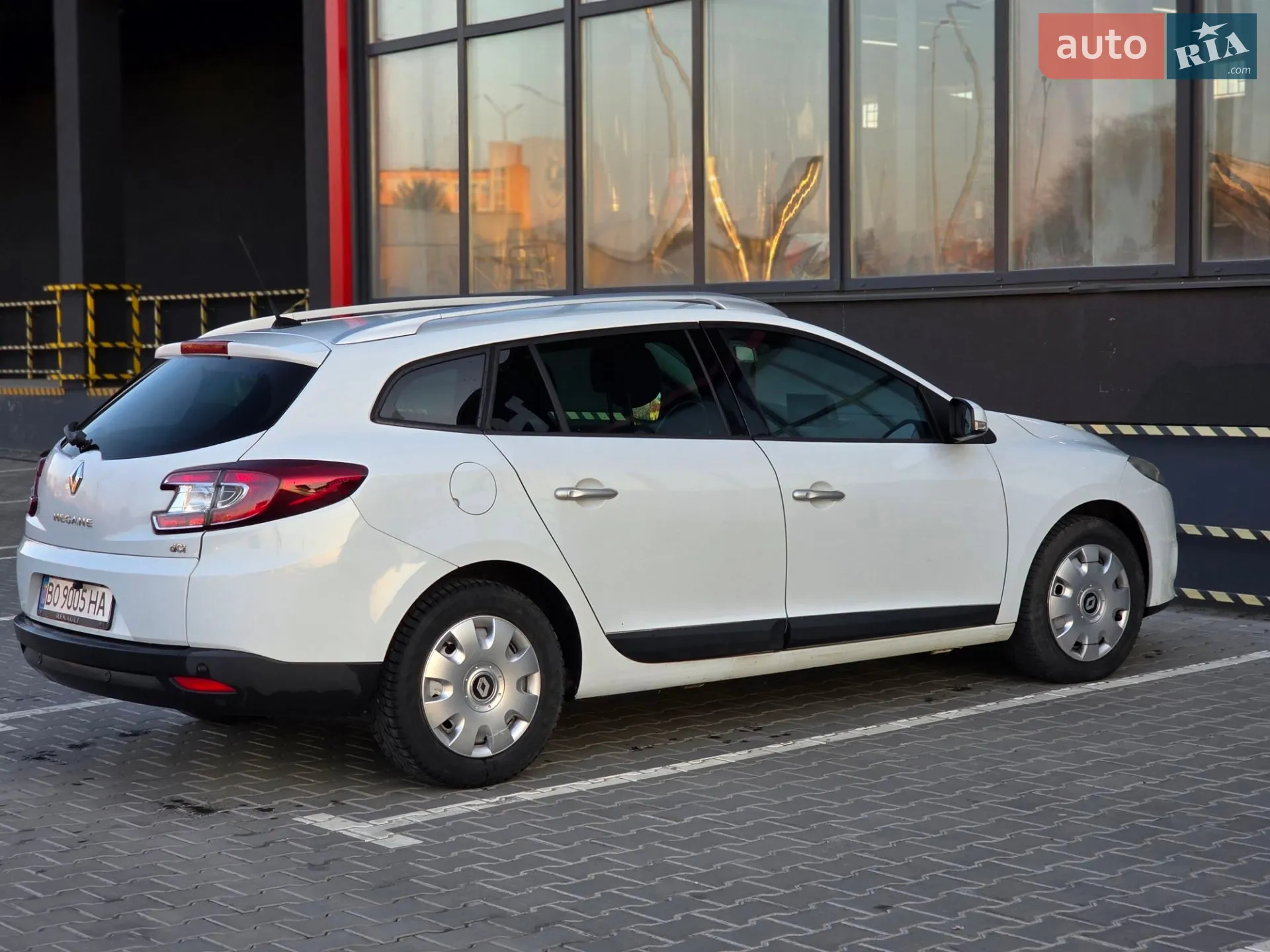 2010 Renault Megane - мініатюра 7