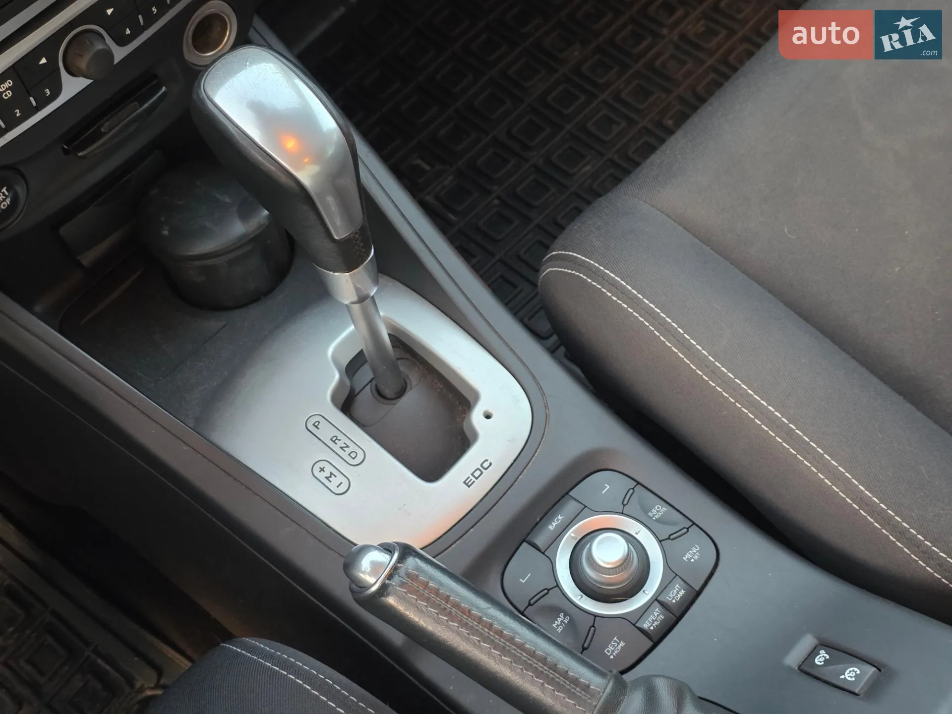 2010 Renault Megane - мініатюра 34