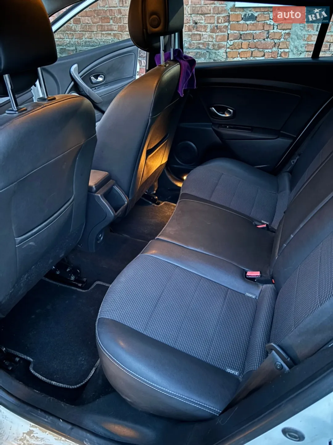 2011 Renault Megane - мініатюра 11