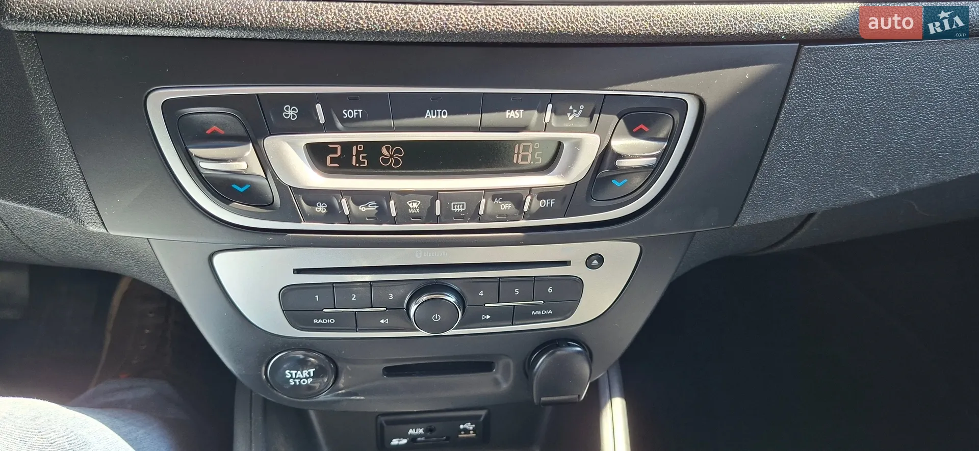 2015 Renault Megane - мініатюра 83
