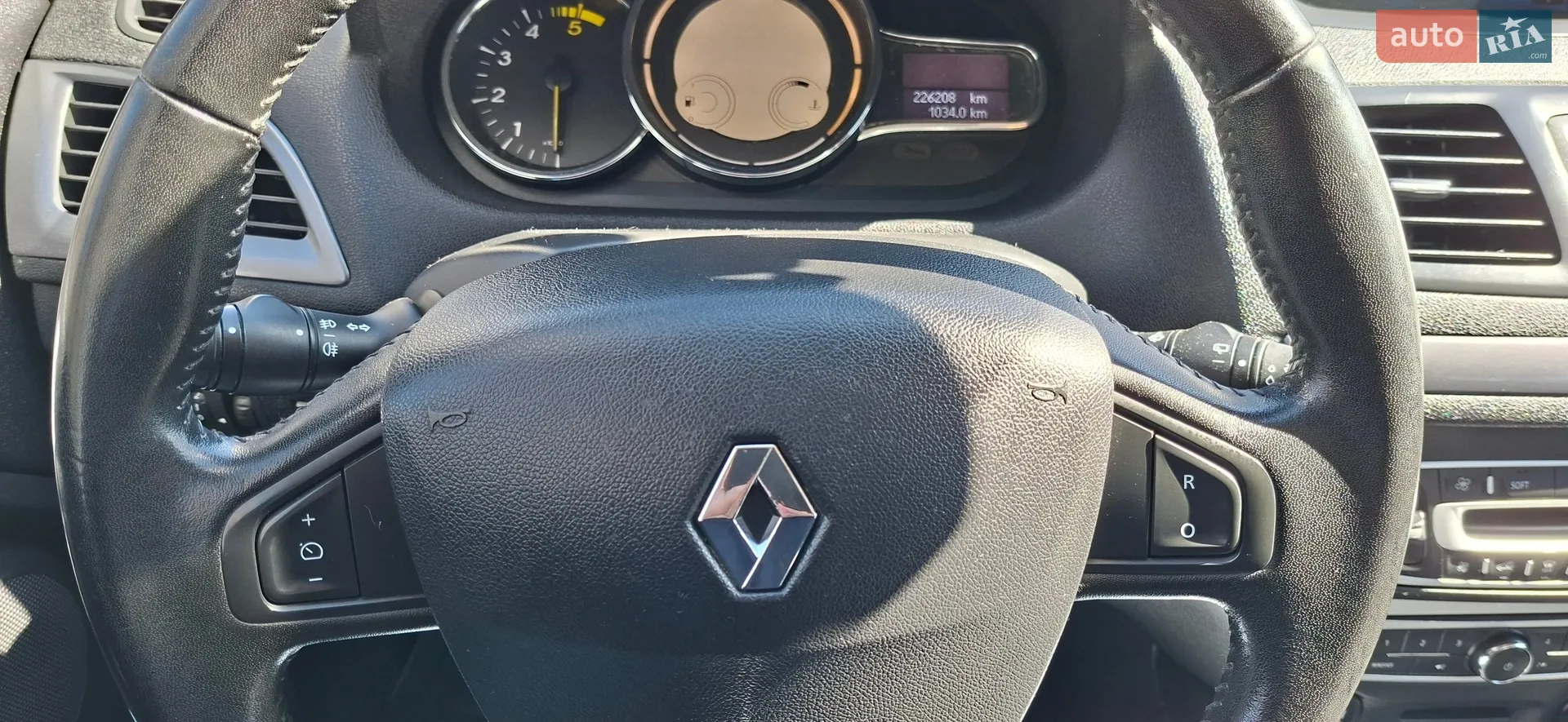 2015 Renault Megane - мініатюра 88