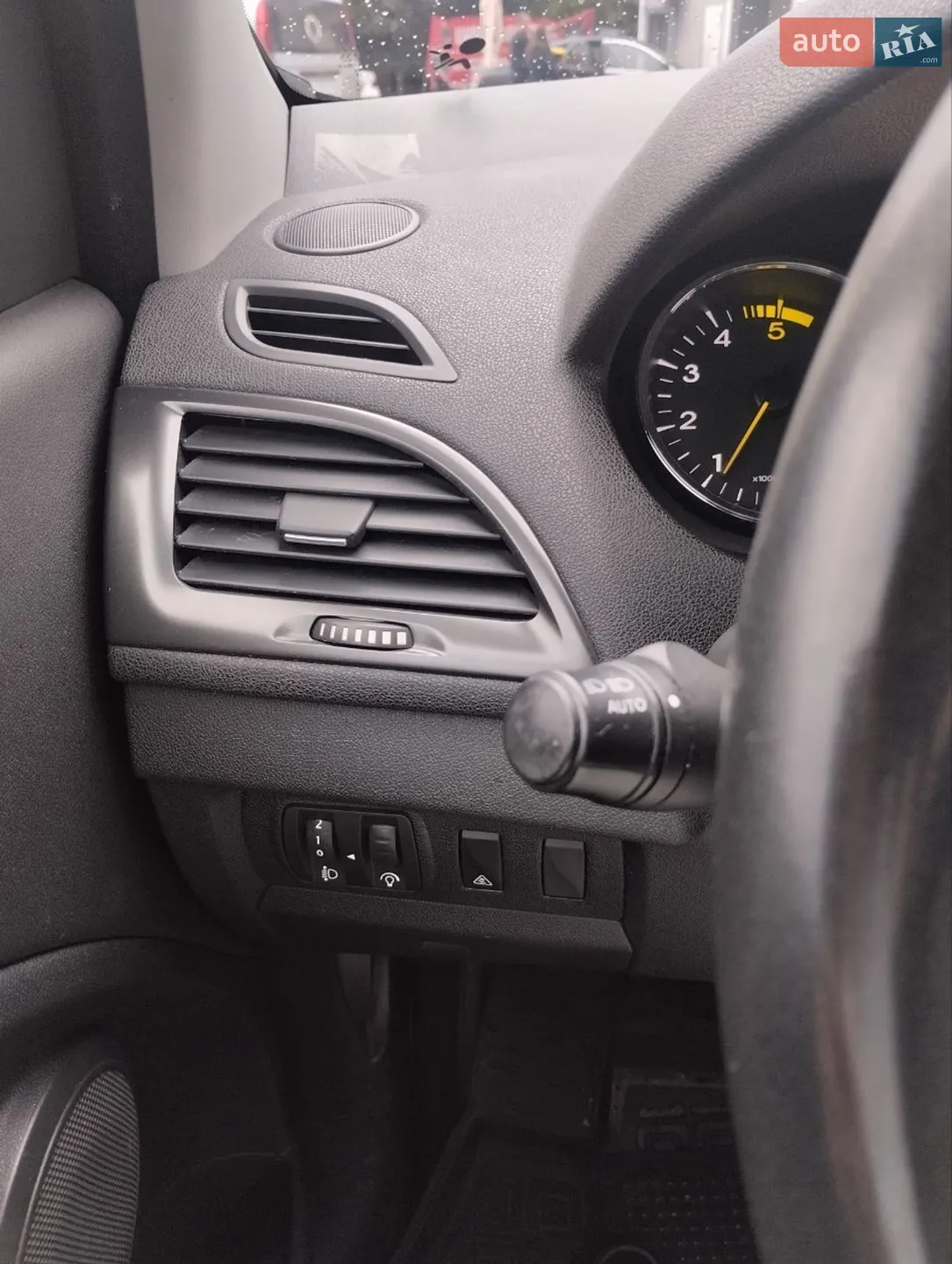 2013 Renault Megane - мініатюра 13