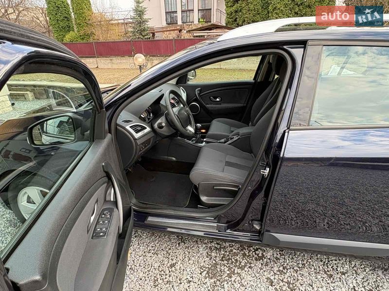 Універсал Renault Megane 2009 в Рівному фото 12 Універсал Renault Megane 2009 в Рівному
