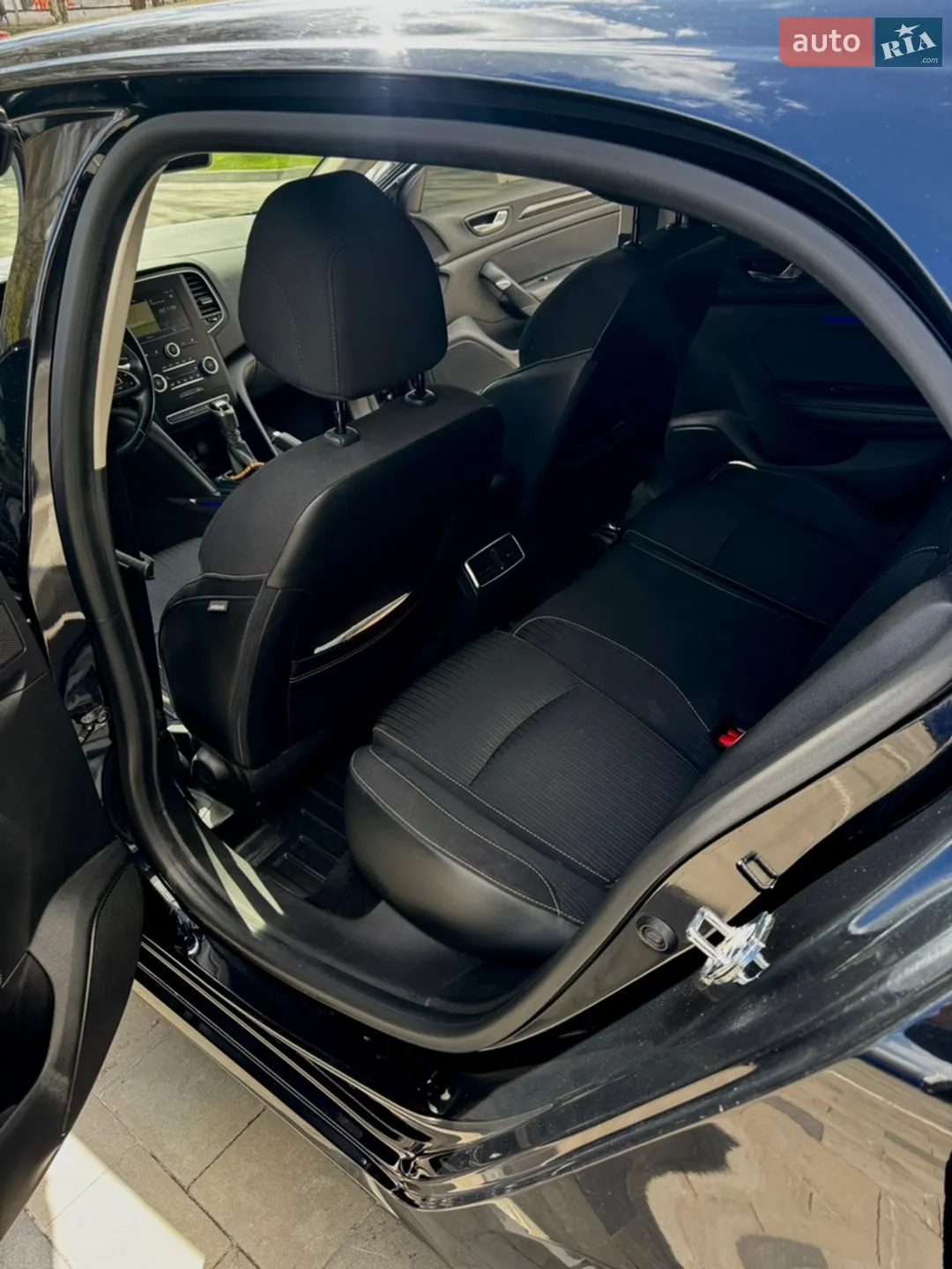 2016 Renault Megane - мініатюра 11