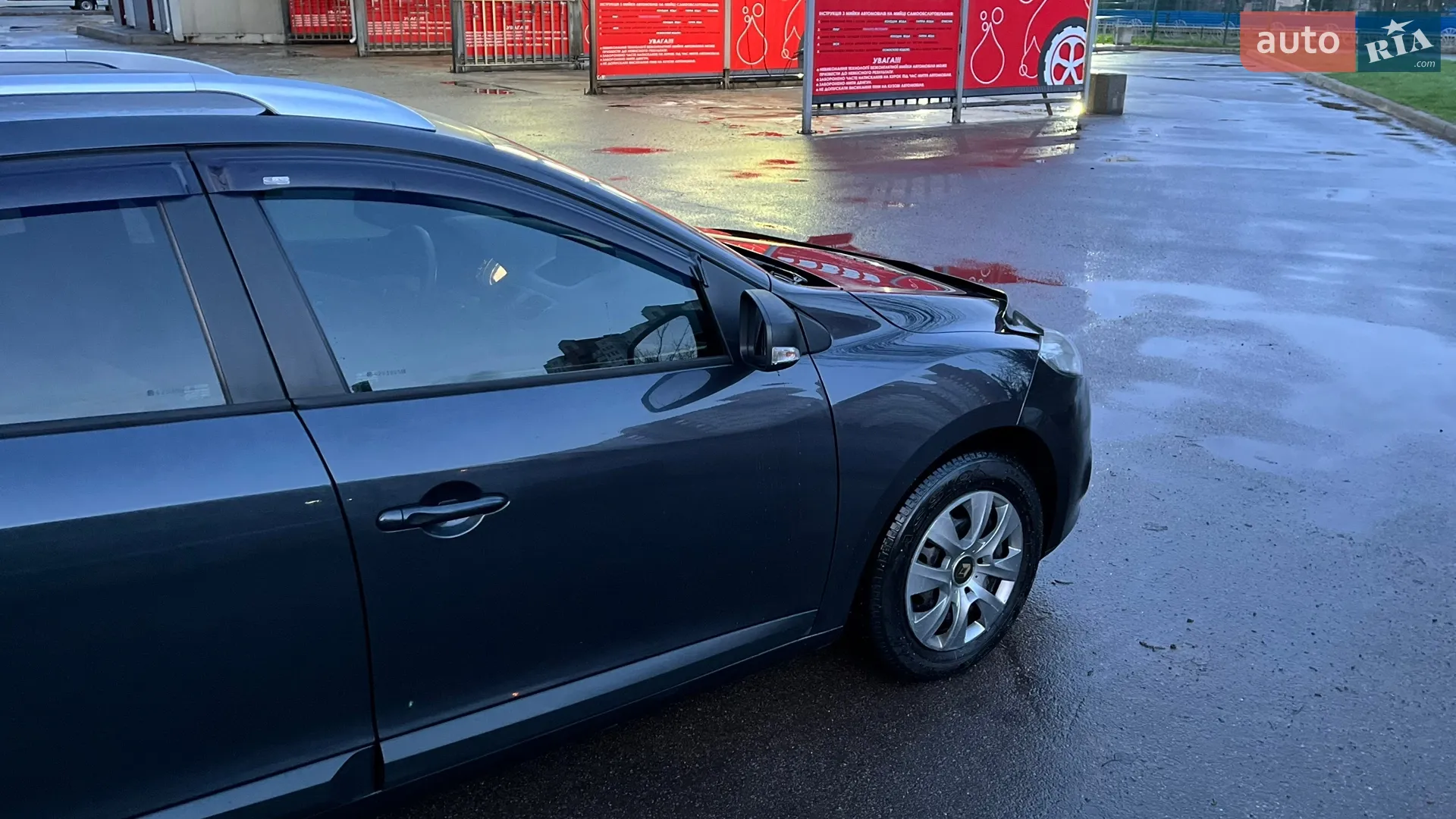 2010 Renault Megane - мініатюра 11