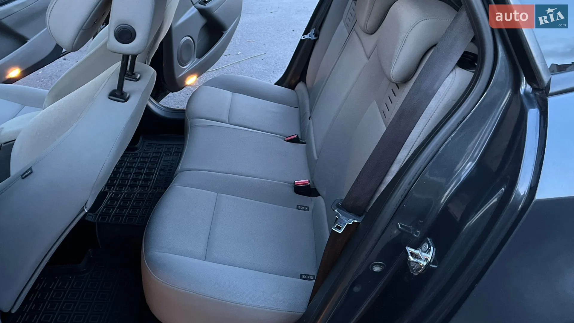 2010 Renault Megane - мініатюра 36
