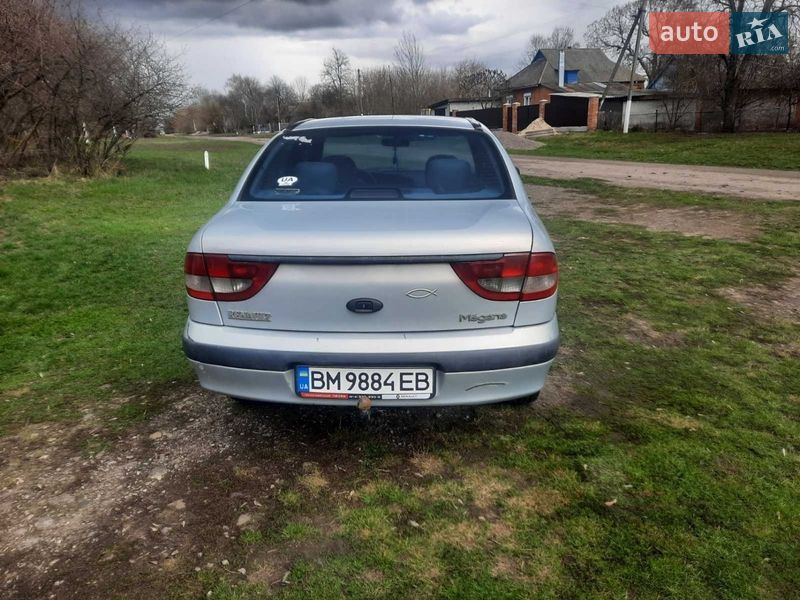 Седан Renault Megane 2003 в Недригайліву