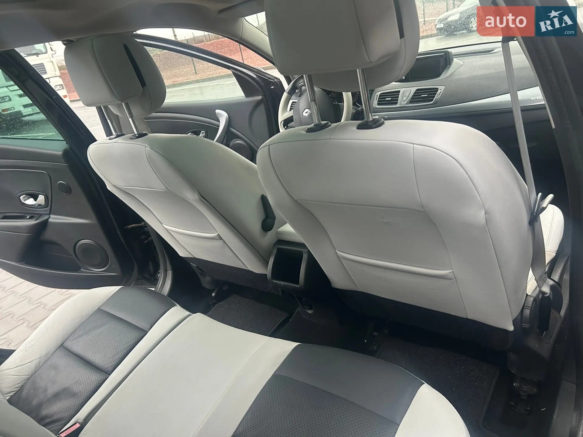 2013 Renault Megane - мініатюра 43