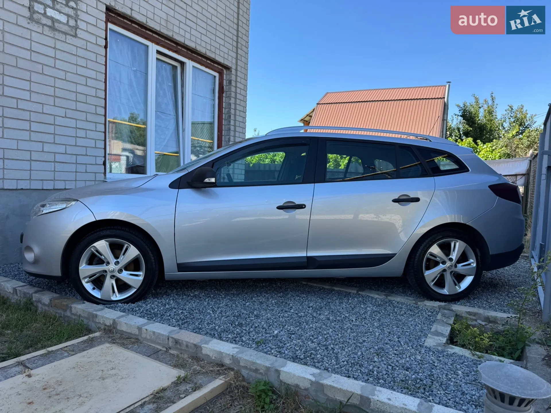 2011 Renault Megane - мініатюра 10