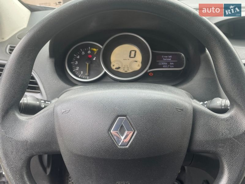 Хетчбек Renault Megane 2008 в Конотопі фото 15 Хетчбек Renault Megane 2008 в Конотопі