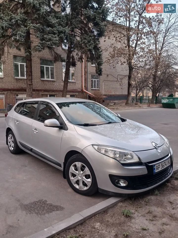 2013 Renault Megane - мініатюра 24
