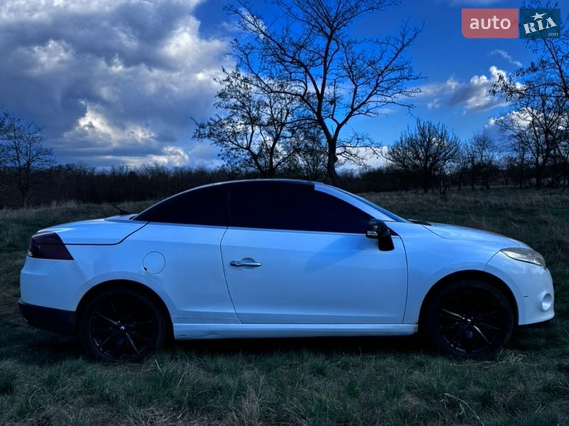 Кабриолет Renault Megane 2011 в Верхнеднепровске