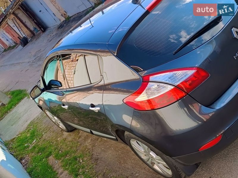 Хэтчбек Renault Megane 2011 в Житомире